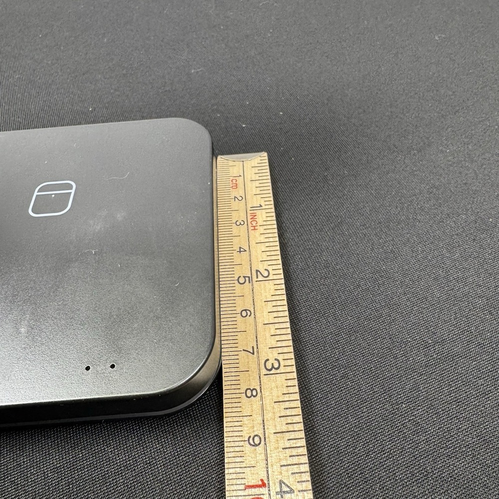 Merkury 3 in 1 wireless charger With USB Charging Cord - Picture 5 of 7